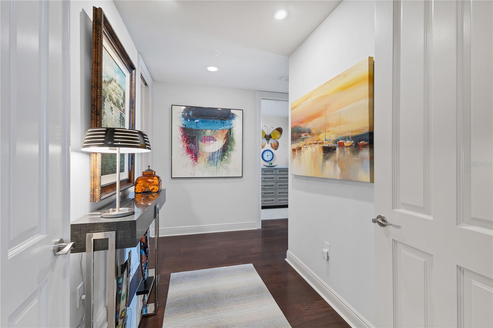 Image 22 of 59 For 35 Watergate Drive 1203