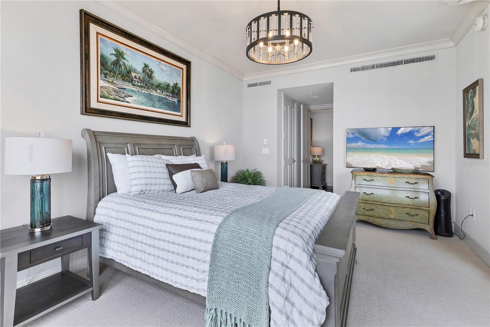 Image 33 of 59 For 35 Watergate Drive 1203