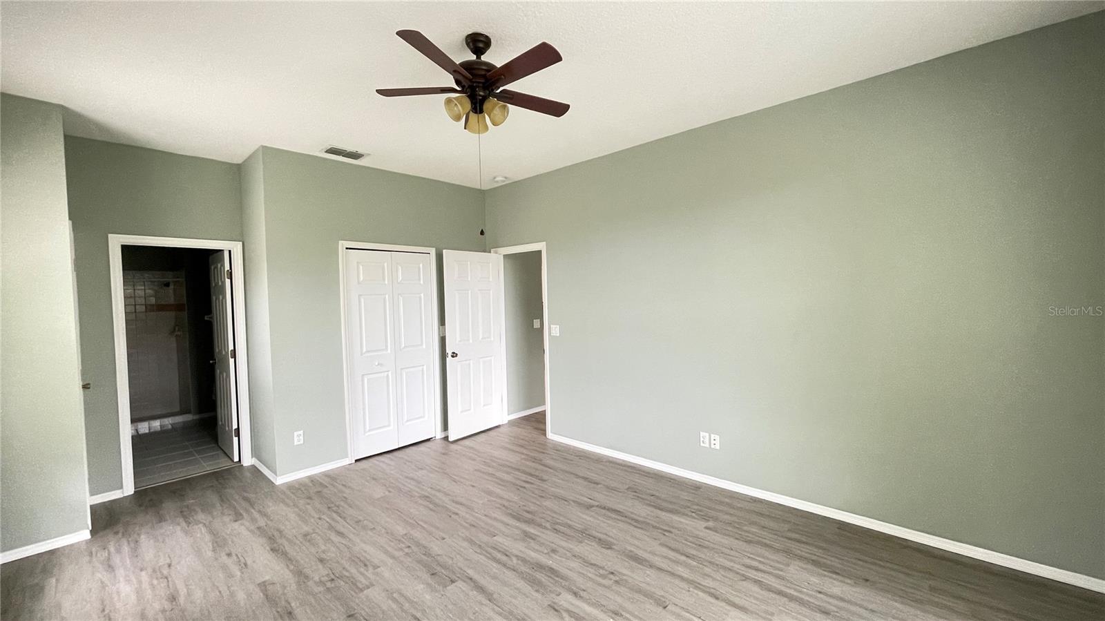 Image 12 of 25 For 210 41st Street Ne