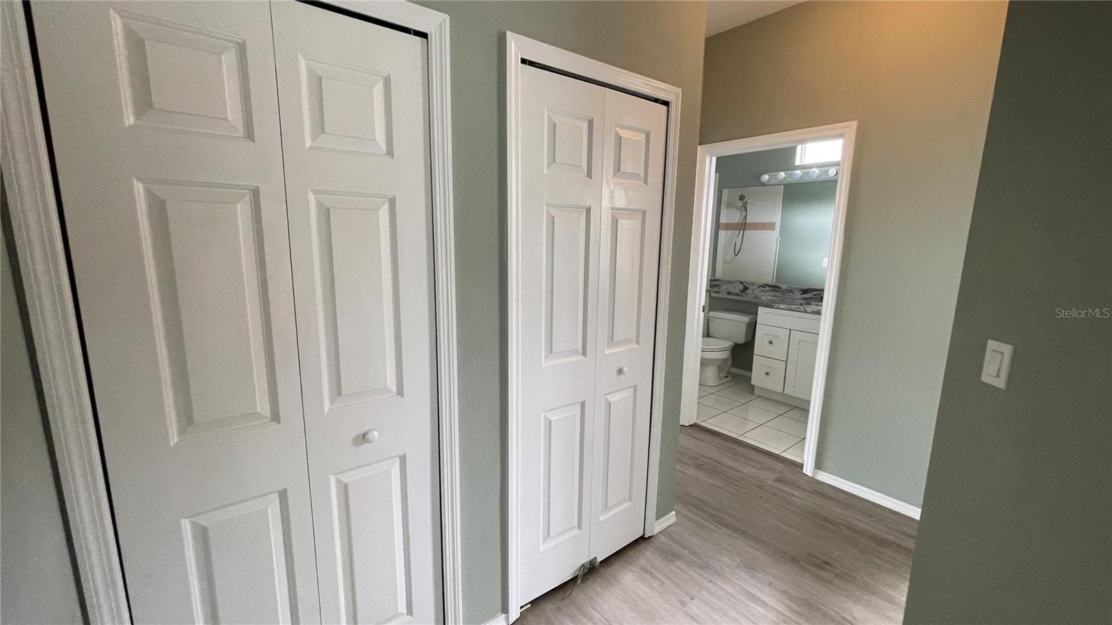 Image 24 of 25 For 210 41st Street Ne