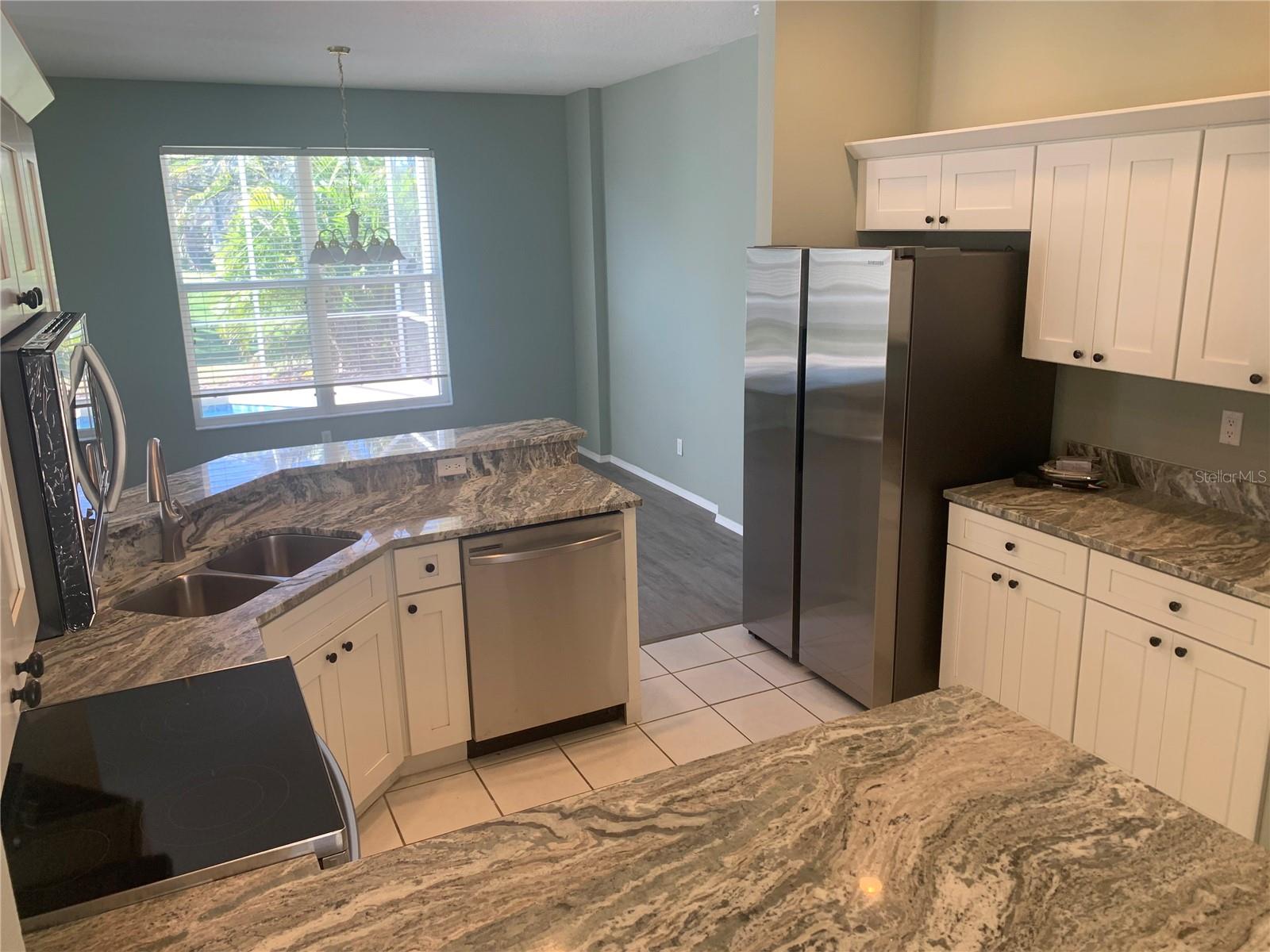 Image 7 of 25 For 210 41st Street Ne