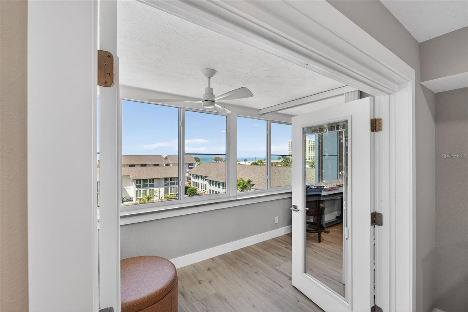 Image 28 of 56 For 1080 Peppertree Lane 305a