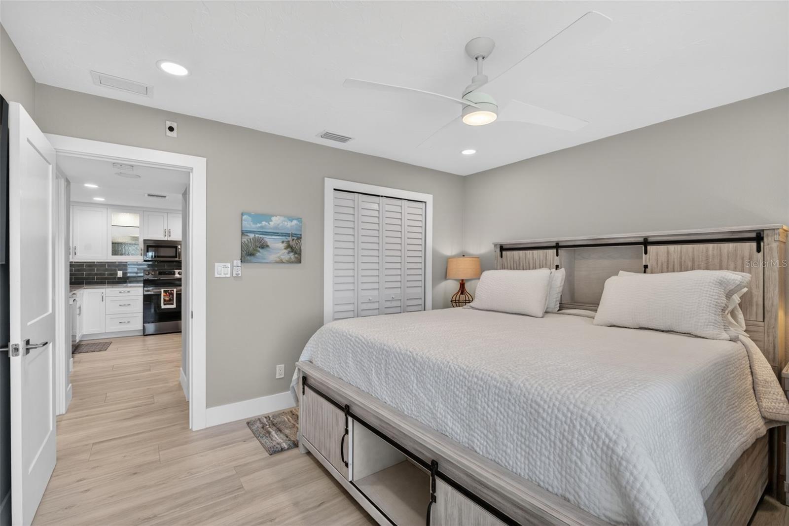 Image 35 of 56 For 1080 Peppertree Lane 305a