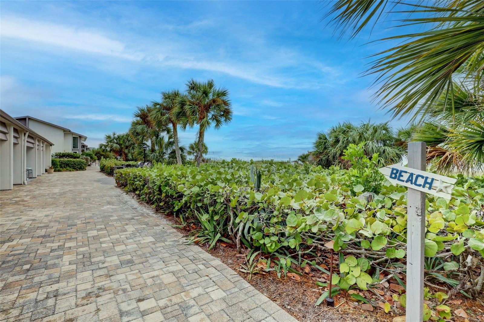 Image 43 of 56 For 1080 Peppertree Lane 305a