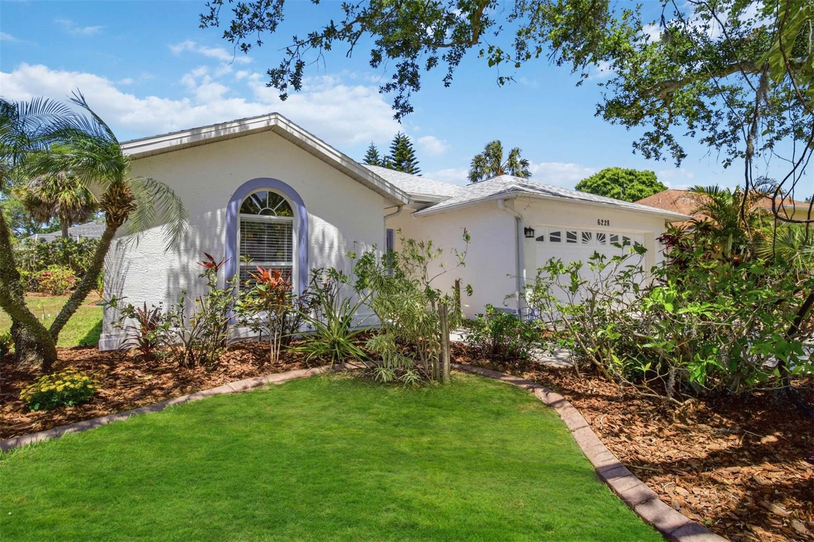 Details for 6228 38th Street E, BRADENTON, FL 34203