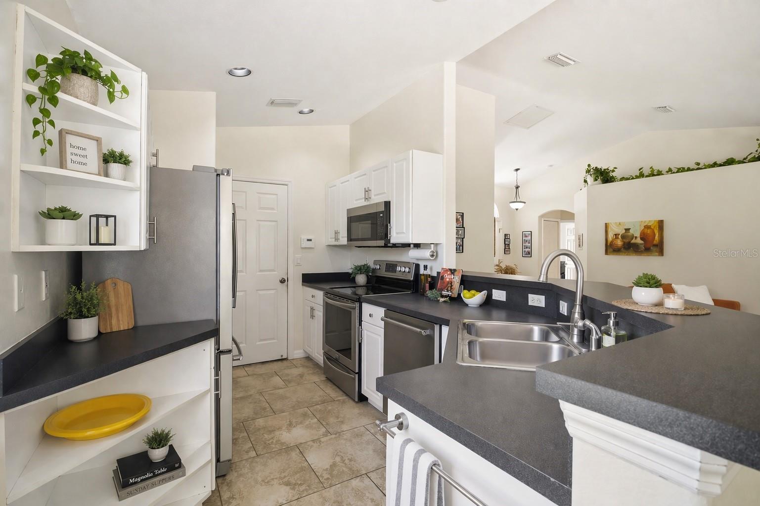 Image 12 of 24 For 6228 38th Street E