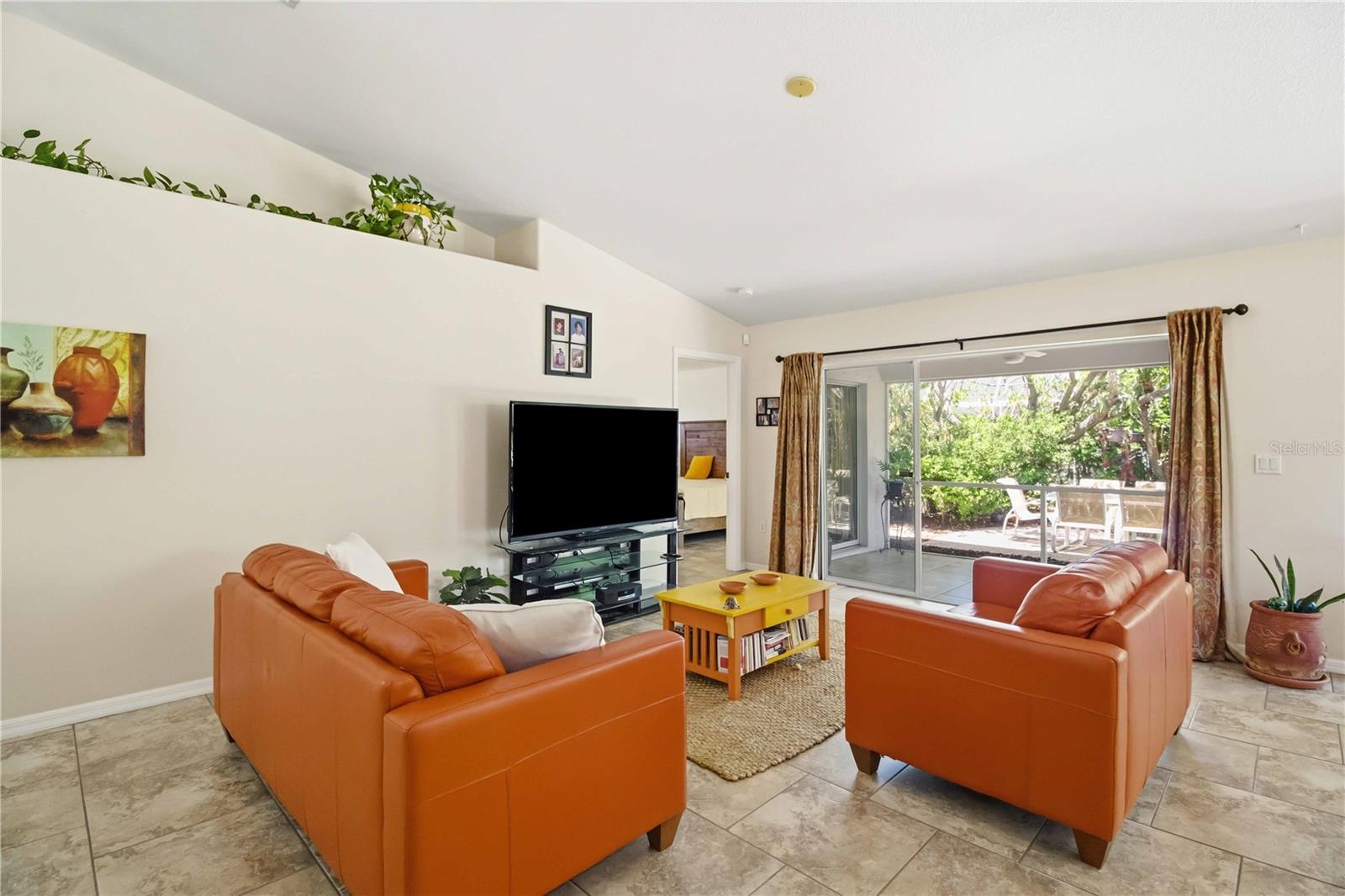 Image 6 of 24 For 6228 38th Street E