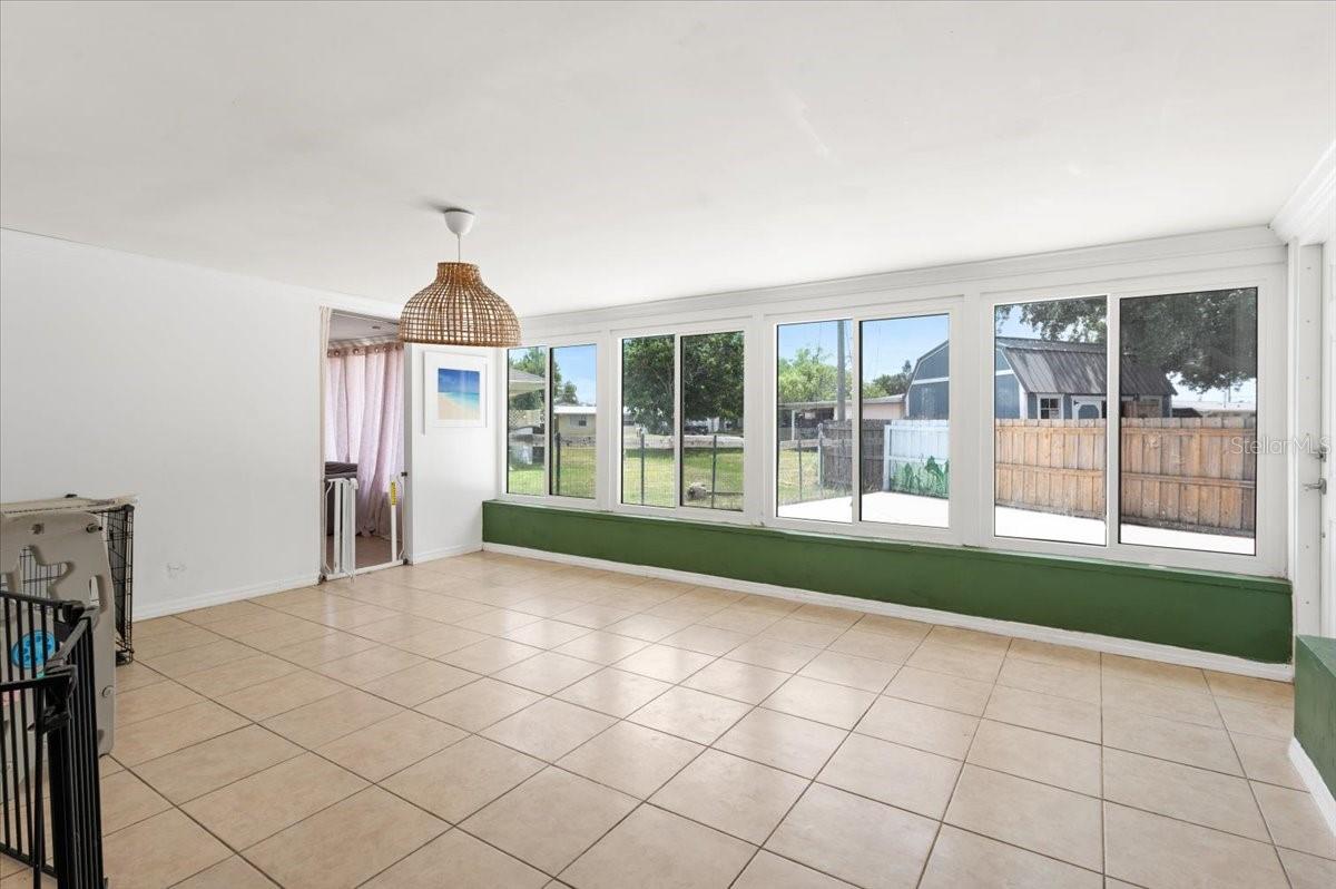 Image 11 of 31 For 4508 Pompano Road