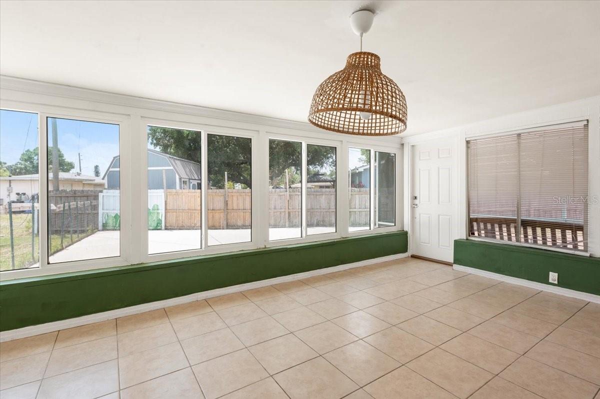 Image 12 of 31 For 4508 Pompano Road
