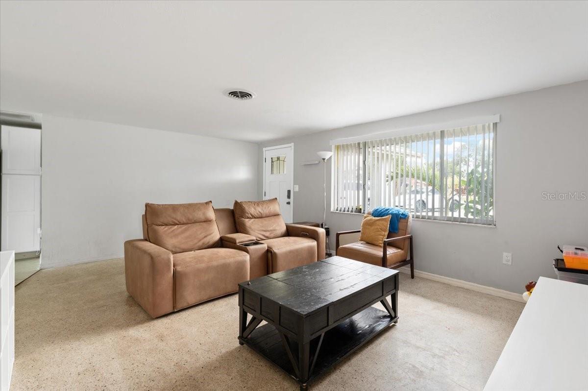 Image 5 of 31 For 4508 Pompano Road
