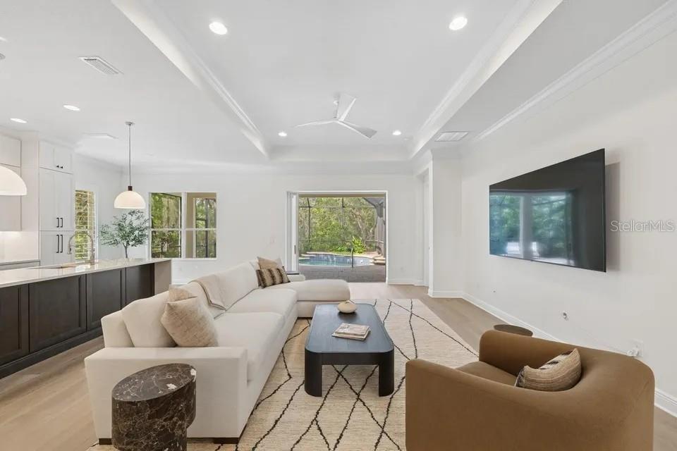 Image 12 of 44 For 7346 Edenmore Street