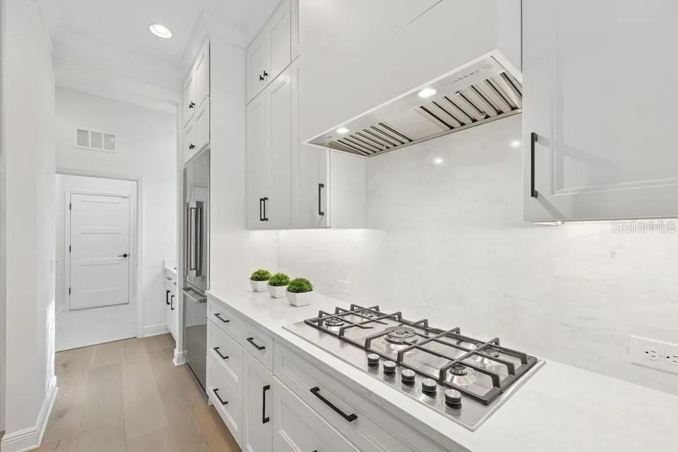 Image 21 of 44 For 7346 Edenmore Street