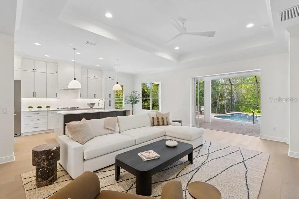 Image 22 of 44 For 7346 Edenmore Street