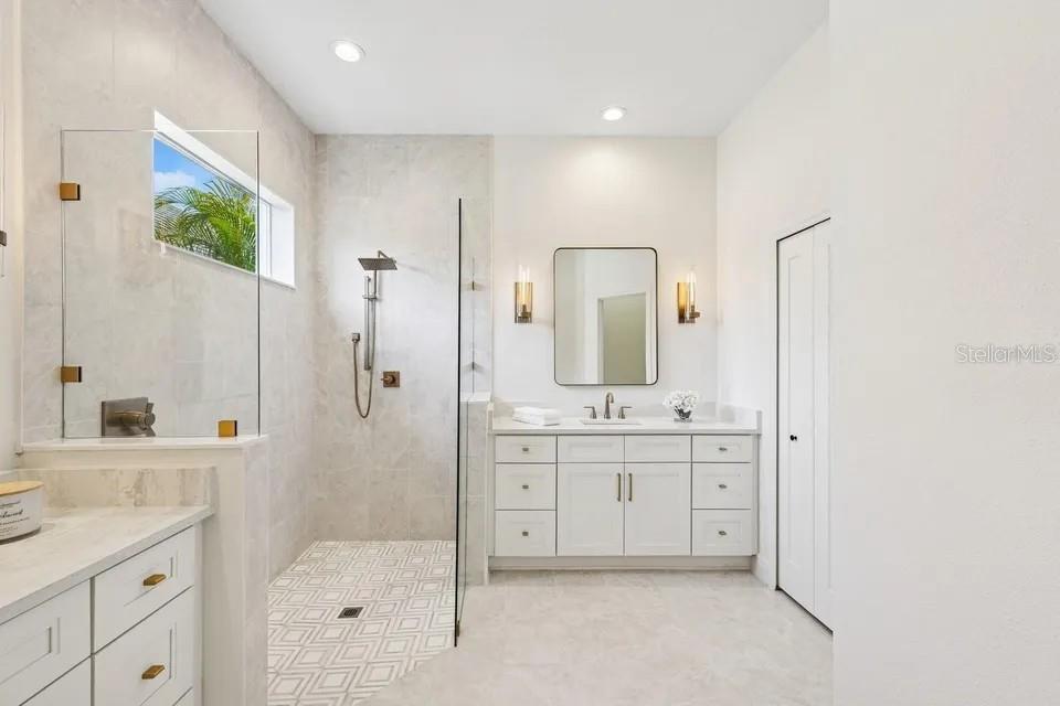 Image 8 of 44 For 7346 Edenmore Street