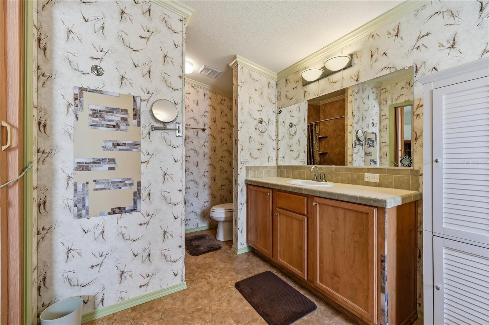 Image 36 of 56 For 10027 Equity Avenue