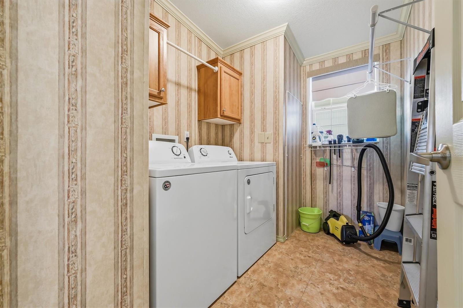 Image 39 of 56 For 10027 Equity Avenue