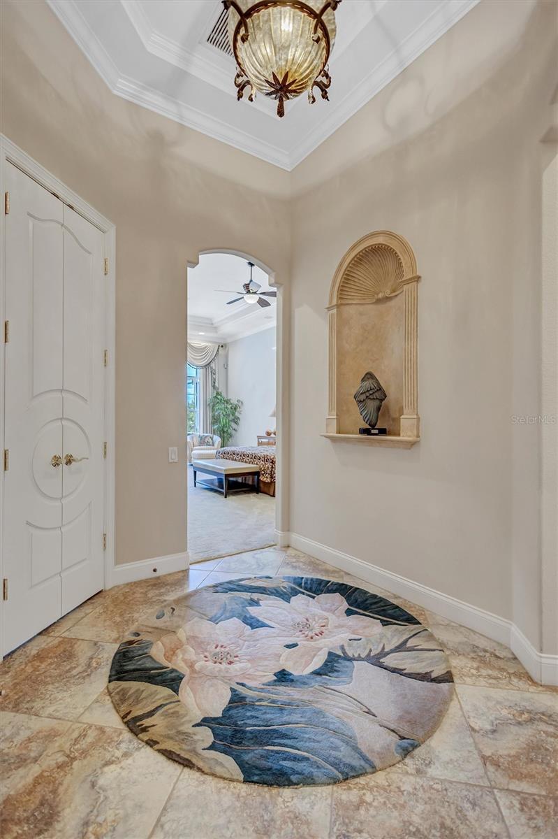 Image 12 of 62 For 5207 Sand Lake Court