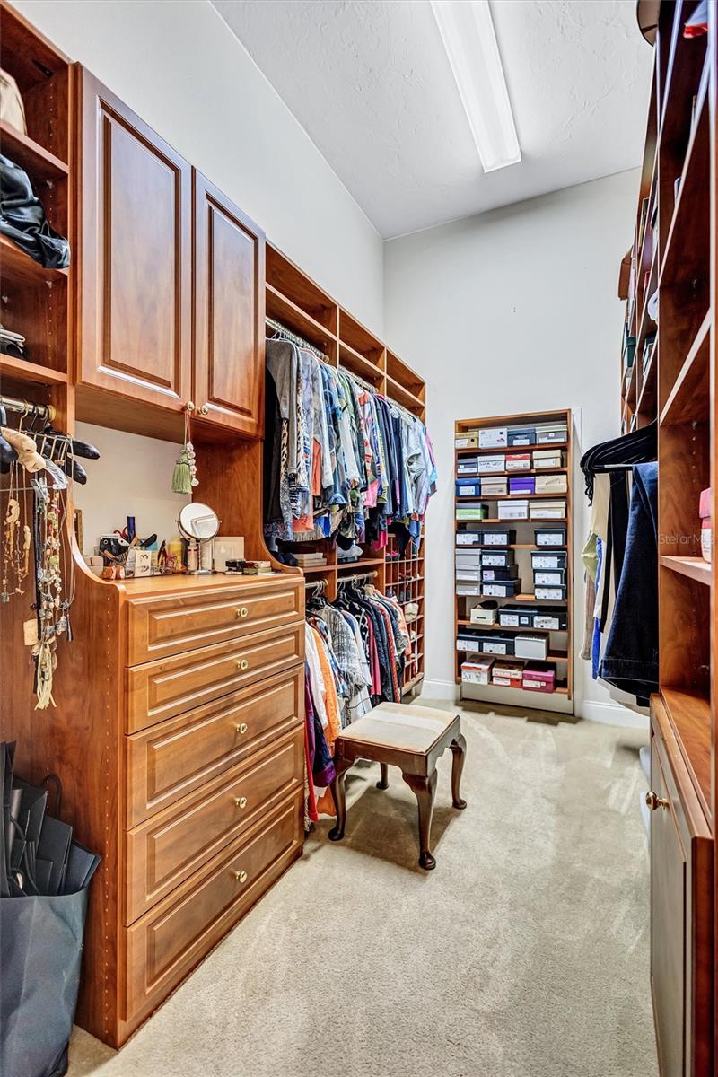 Image 14 of 62 For 5207 Sand Lake Court