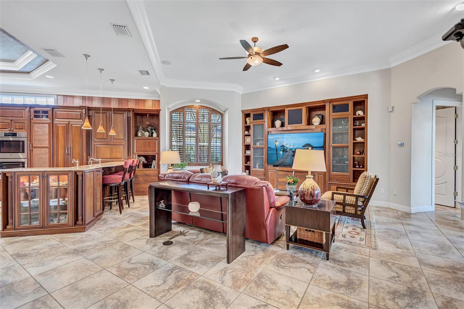 Image 32 of 62 For 5207 Sand Lake Court