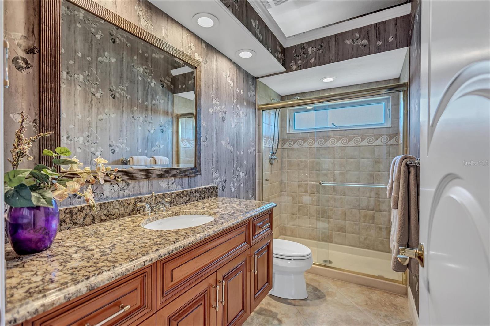 Image 46 of 62 For 5207 Sand Lake Court
