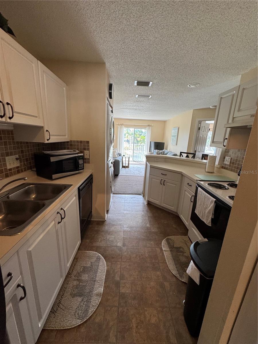 Image 11 of 24 For 4457 45th Avenue 211