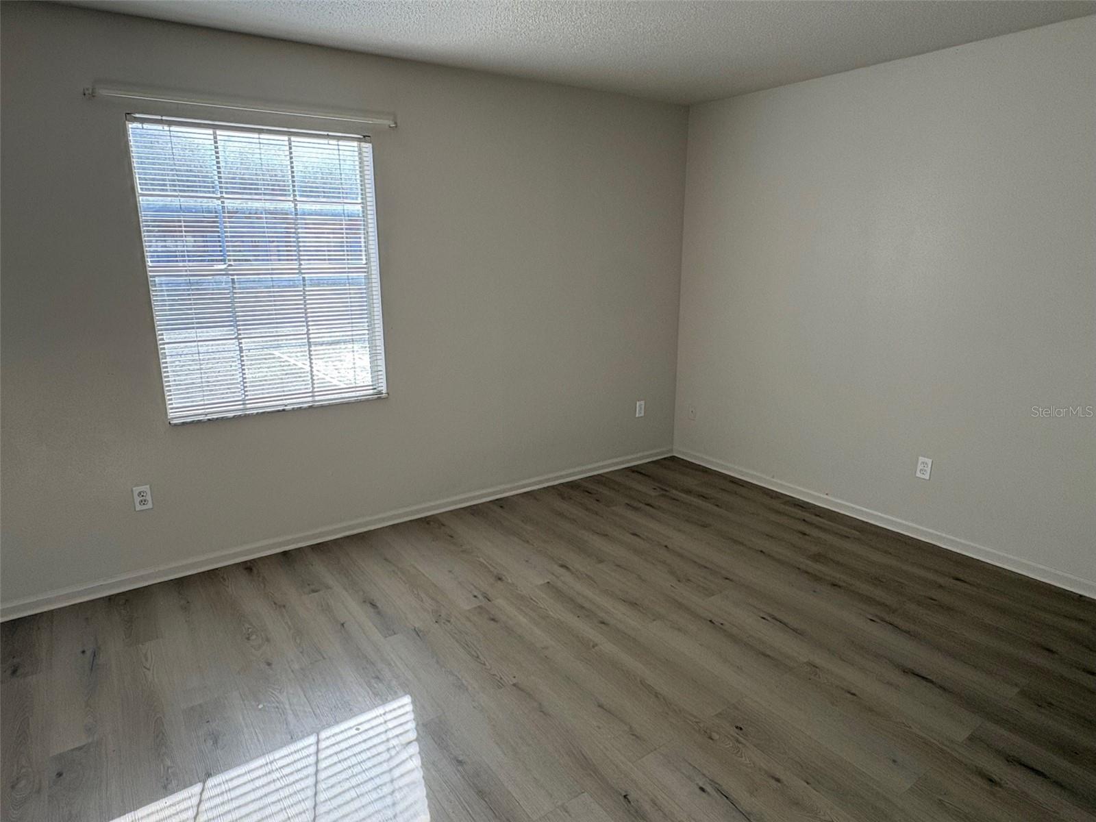 Image 26 of 52 For 4507 9th Street W.  I3