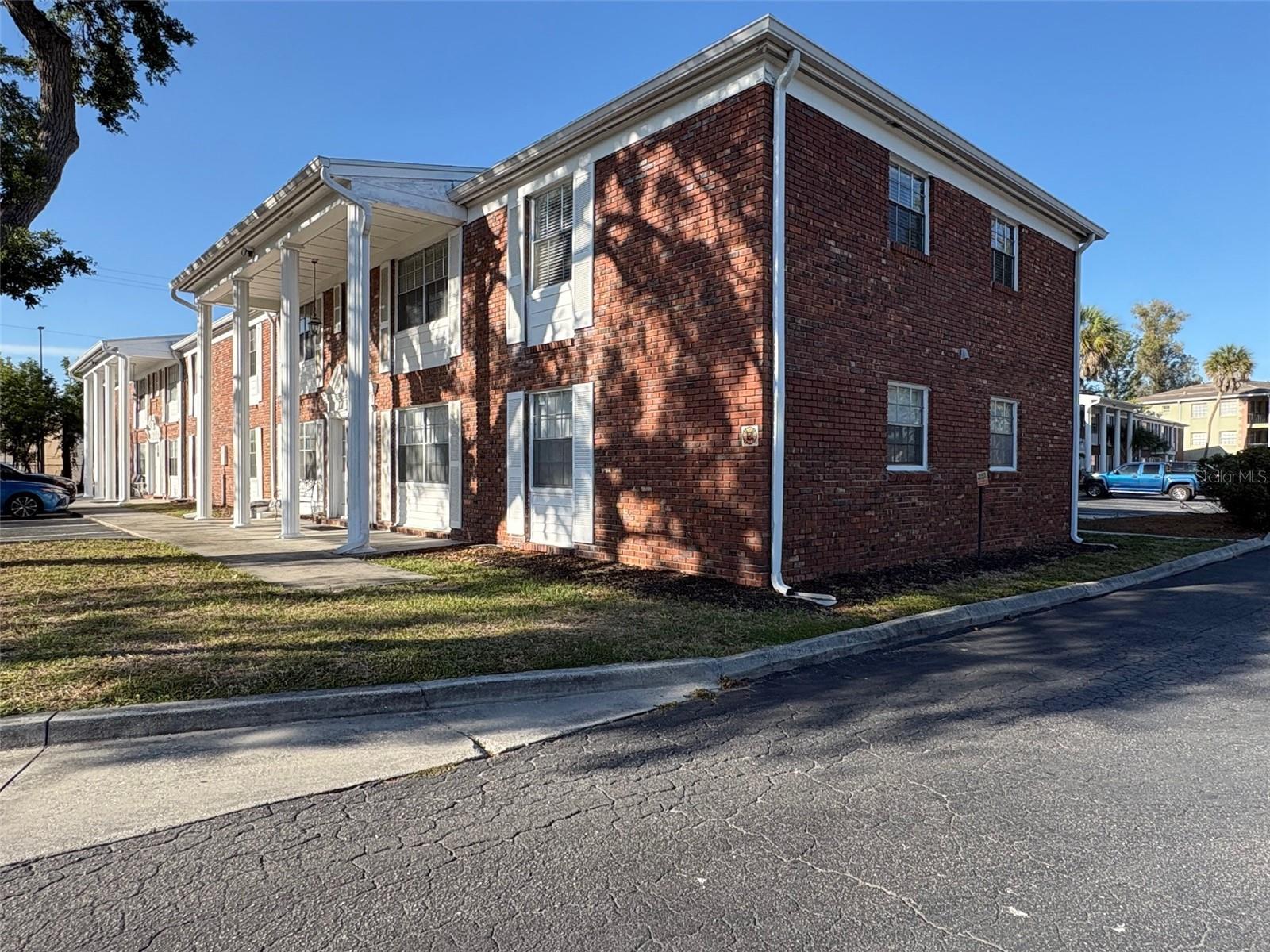 Image 3 of 52 For 4507 9th Street W.  I3