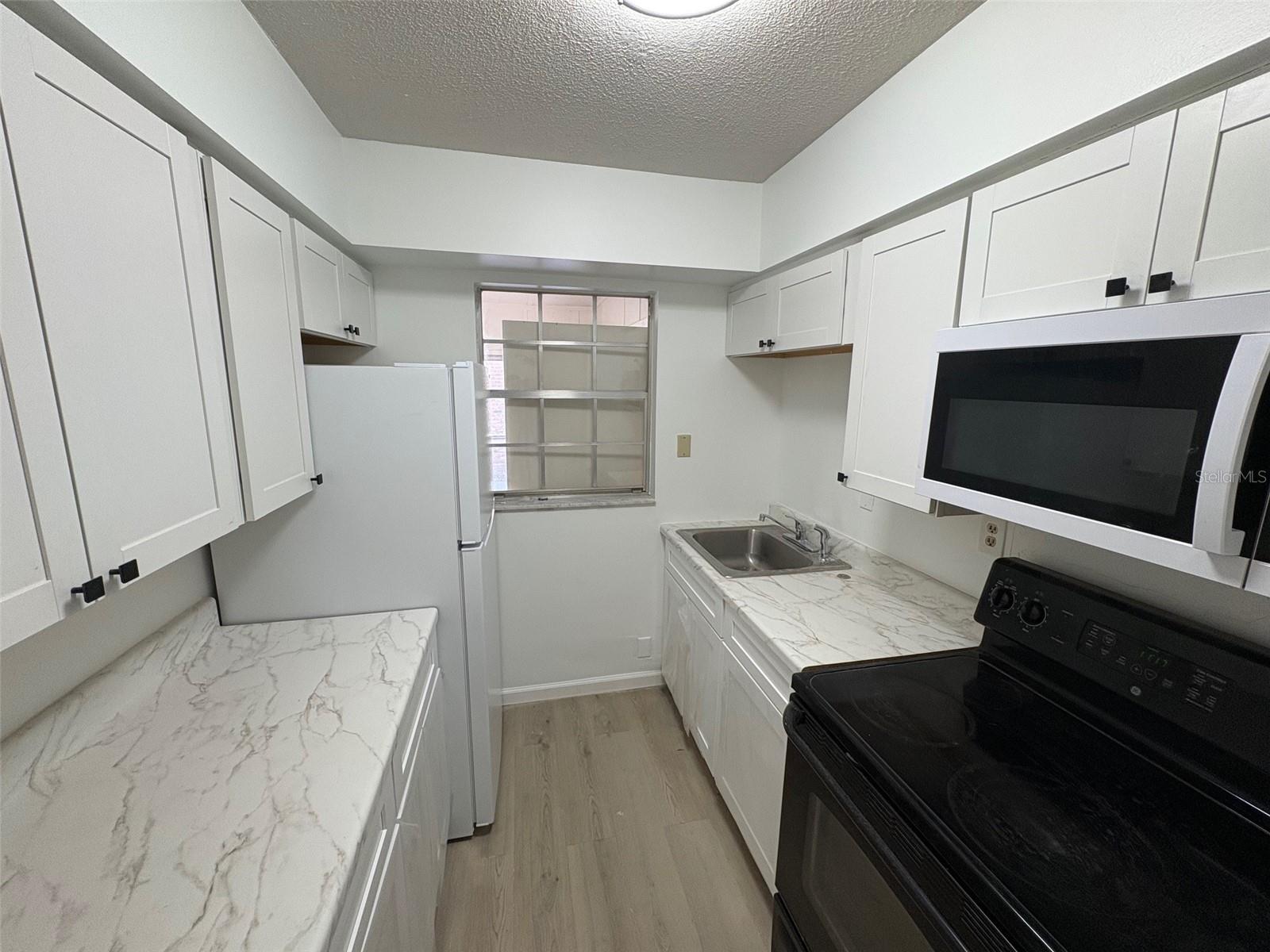 Image 35 of 52 For 4507 9th Street W.  I3