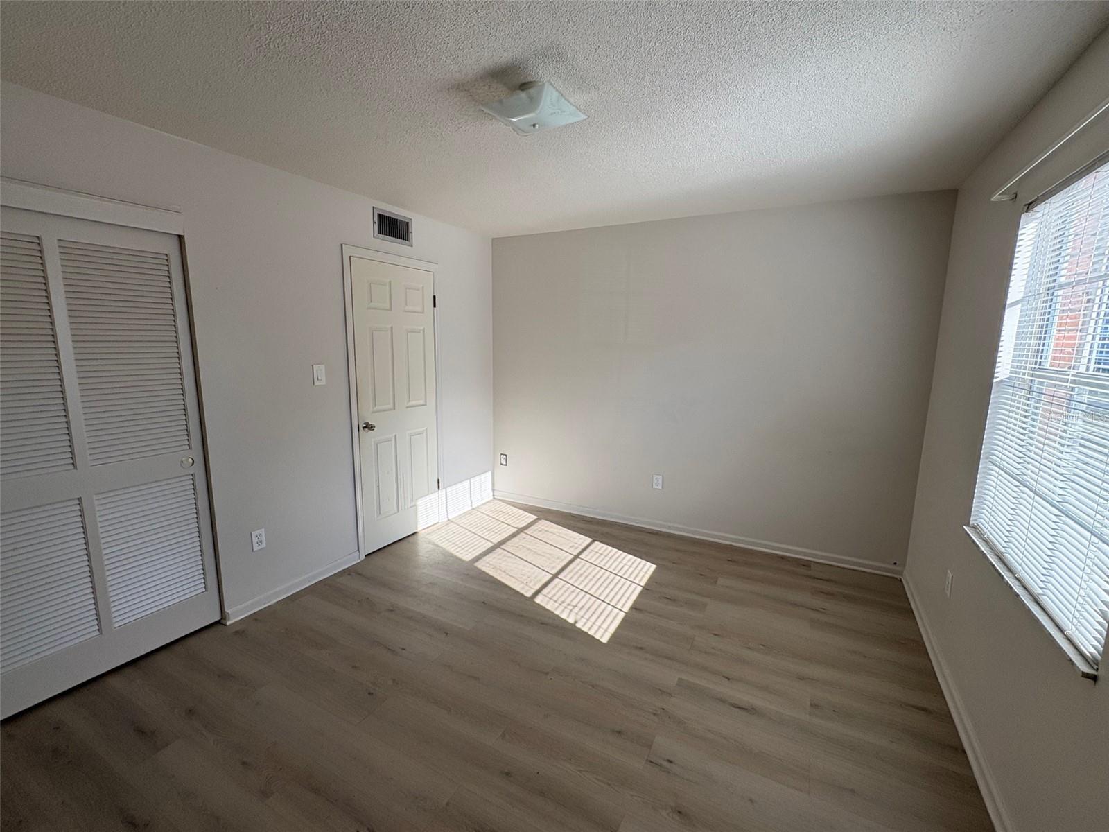 Image 39 of 52 For 4507 9th Street W.  I3