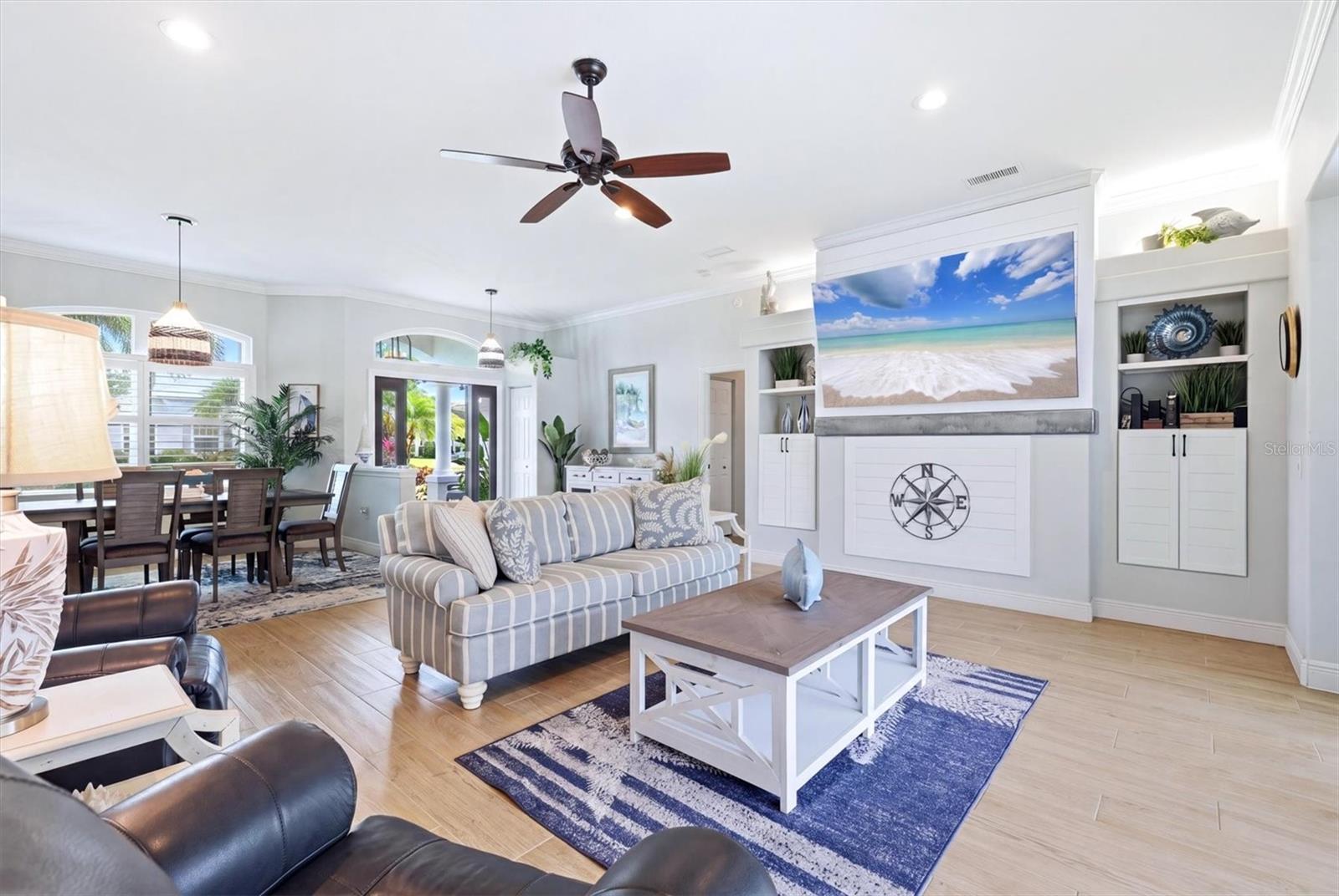 Listing photo id 13 for 6611 Peach Tree Creek Road