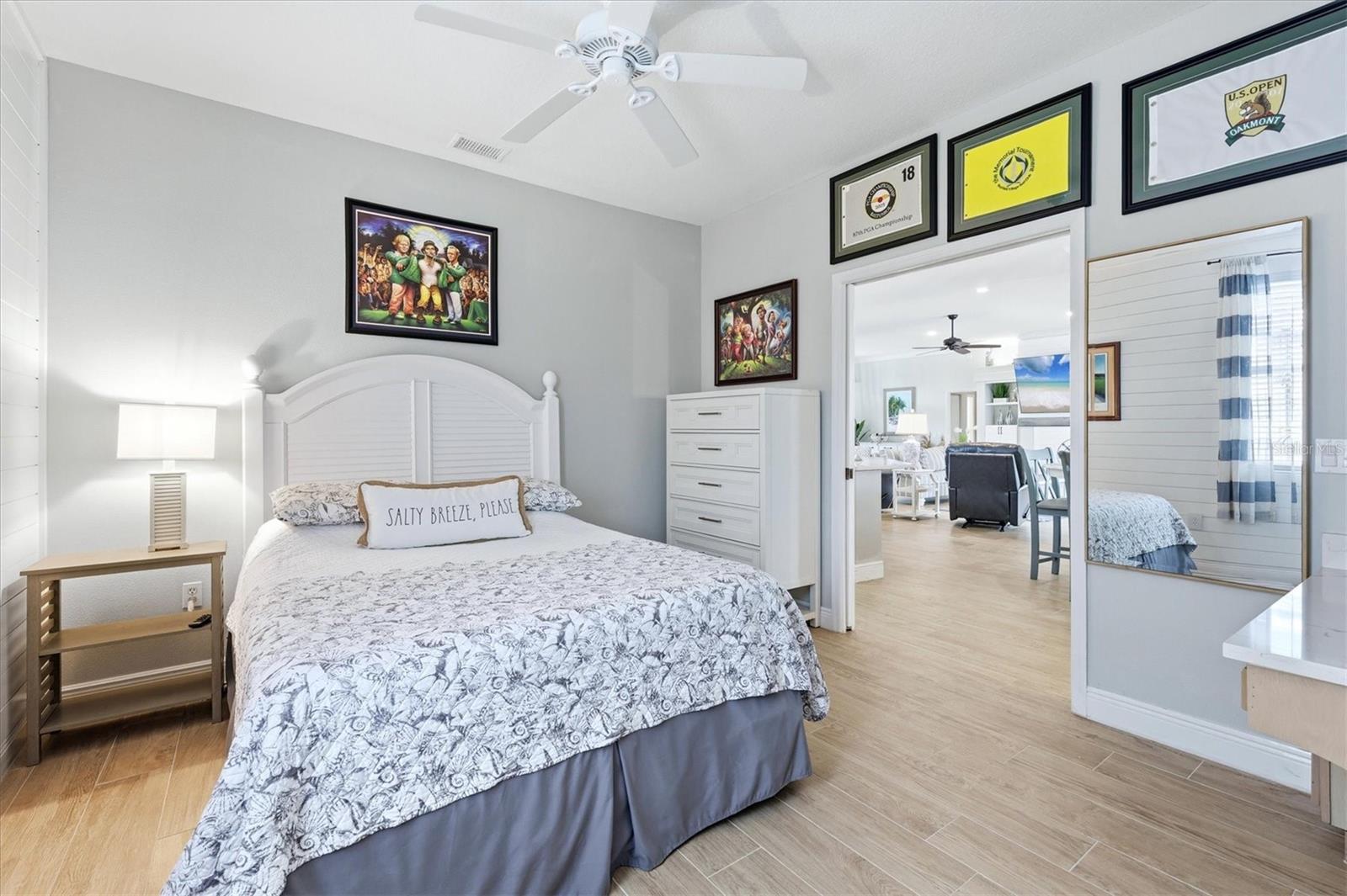 Listing photo id 21 for 6611 Peach Tree Creek Road