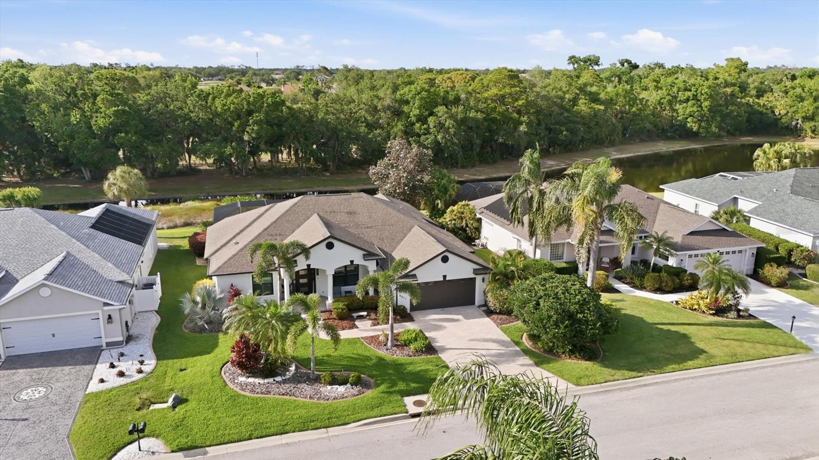 Listing photo id 33 for 6611 Peach Tree Creek Road