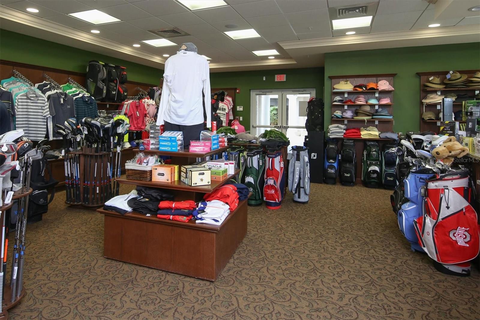 Listing photo id 63 for 6611 Peach Tree Creek Road