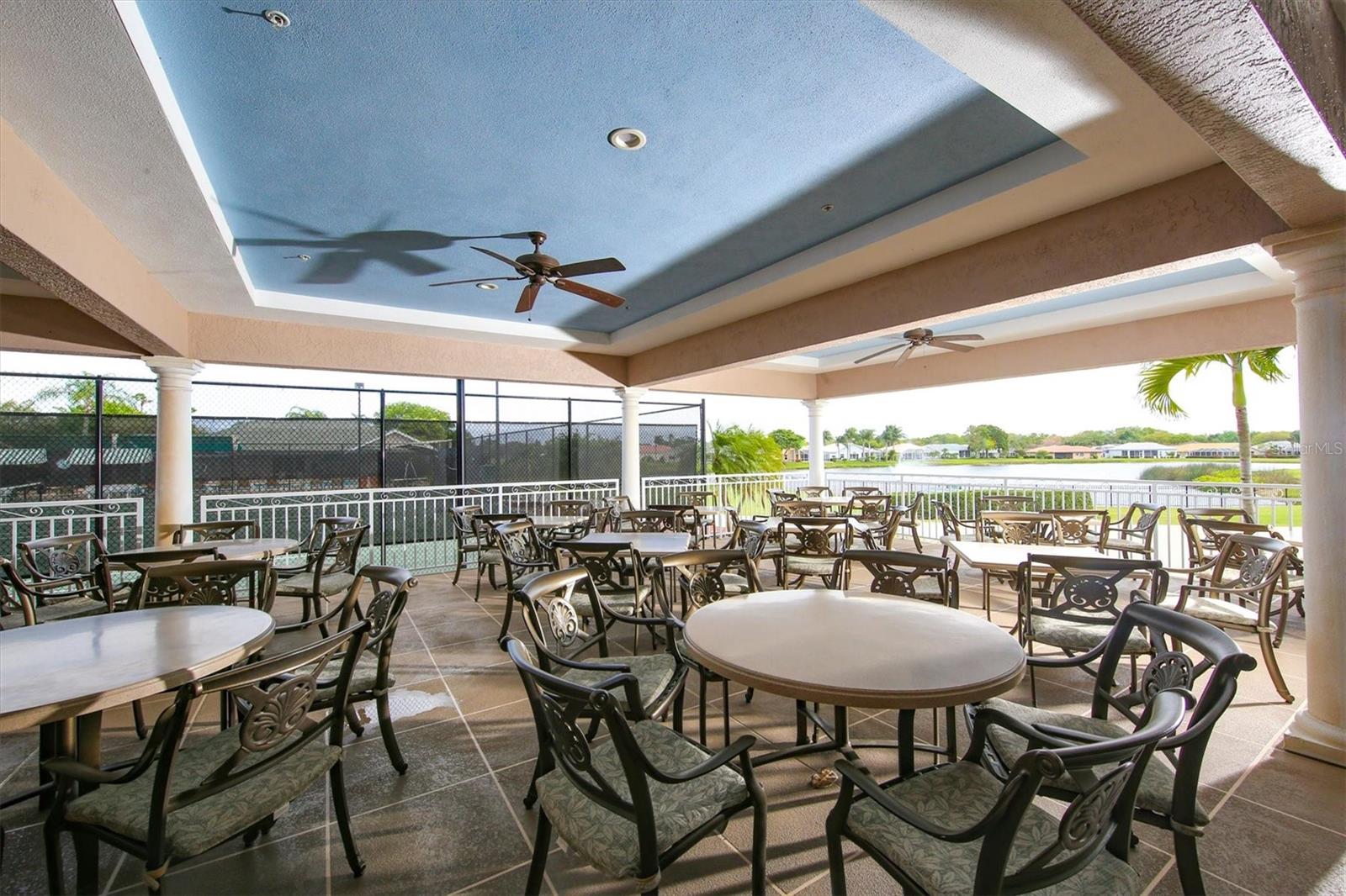 Listing photo id 65 for 6611 Peach Tree Creek Road