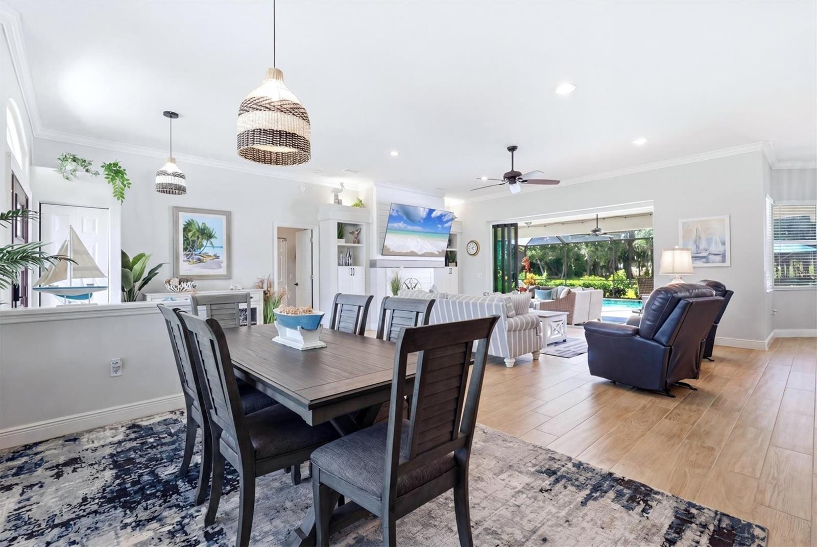 Listing photo id 68 for 6611 Peach Tree Creek Road