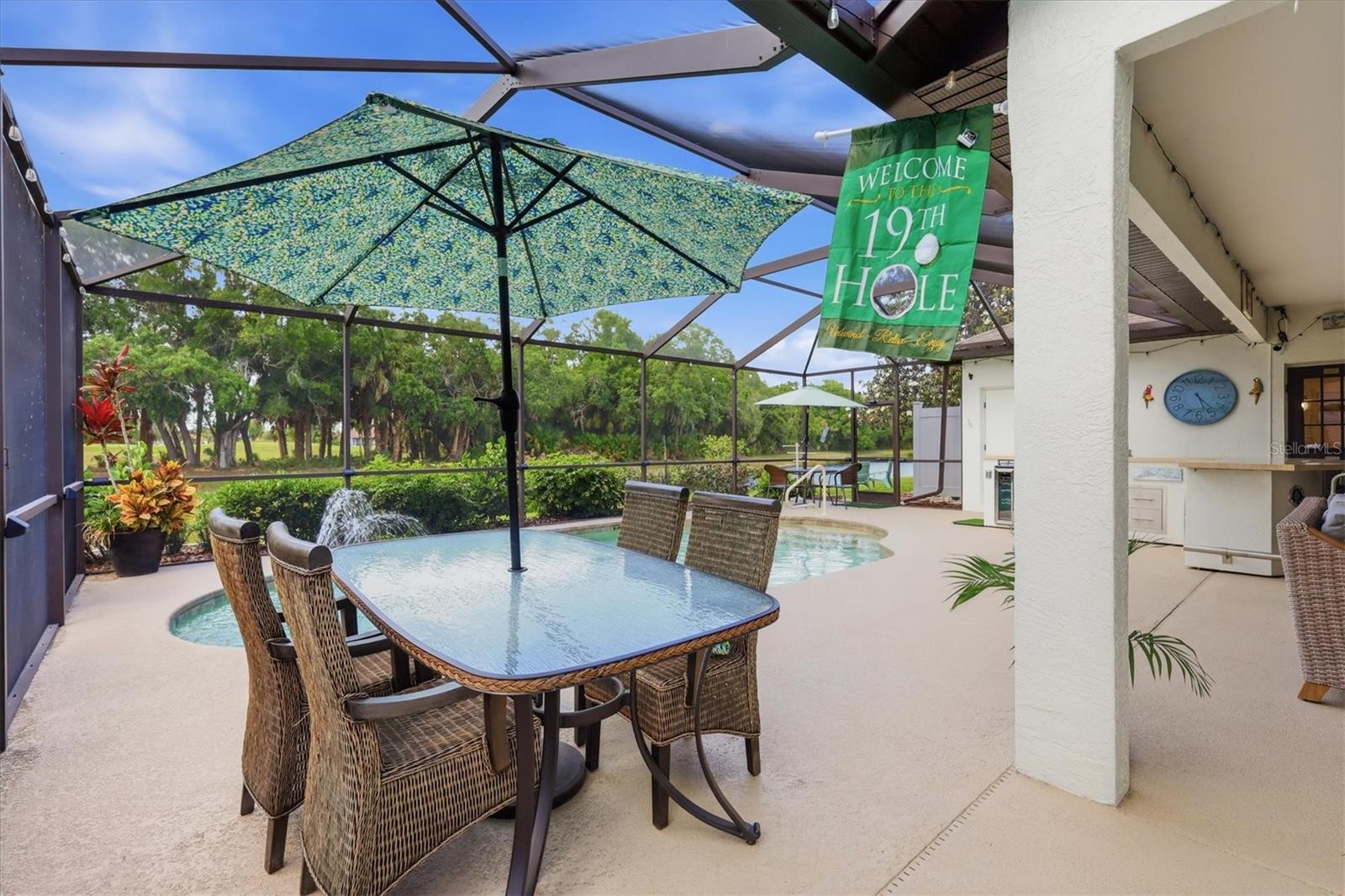 Listing photo id 69 for 6611 Peach Tree Creek Road