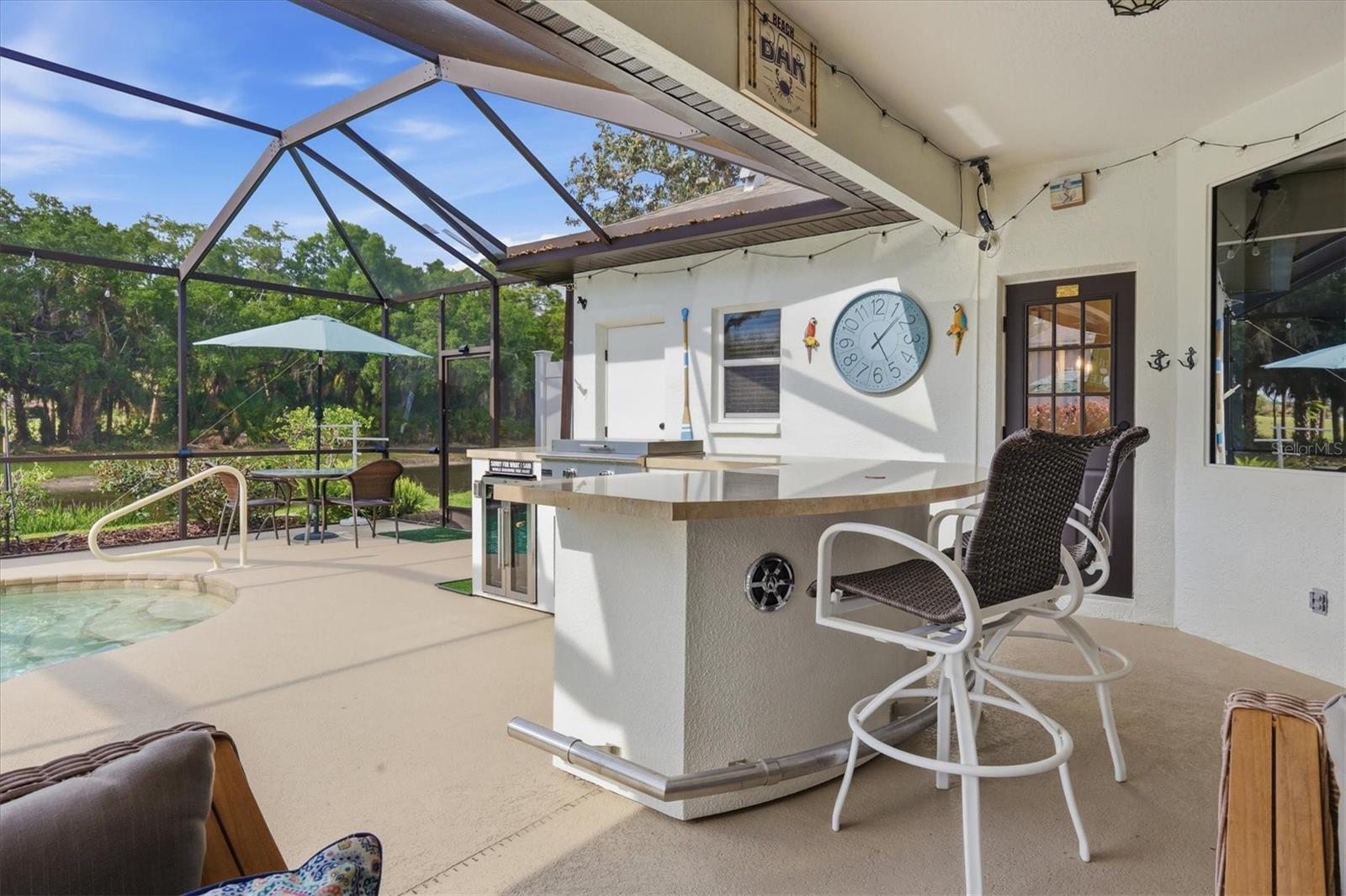 Listing photo id 70 for 6611 Peach Tree Creek Road