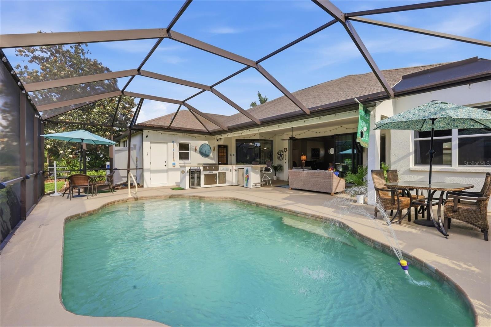 Listing photo id 72 for 6611 Peach Tree Creek Road