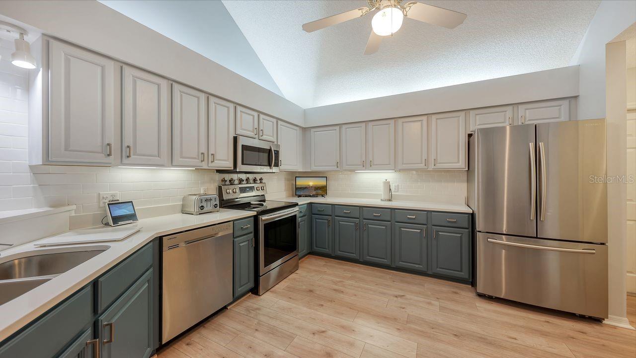 Image 14 of 31 For 4507 Whirlaway Drive A