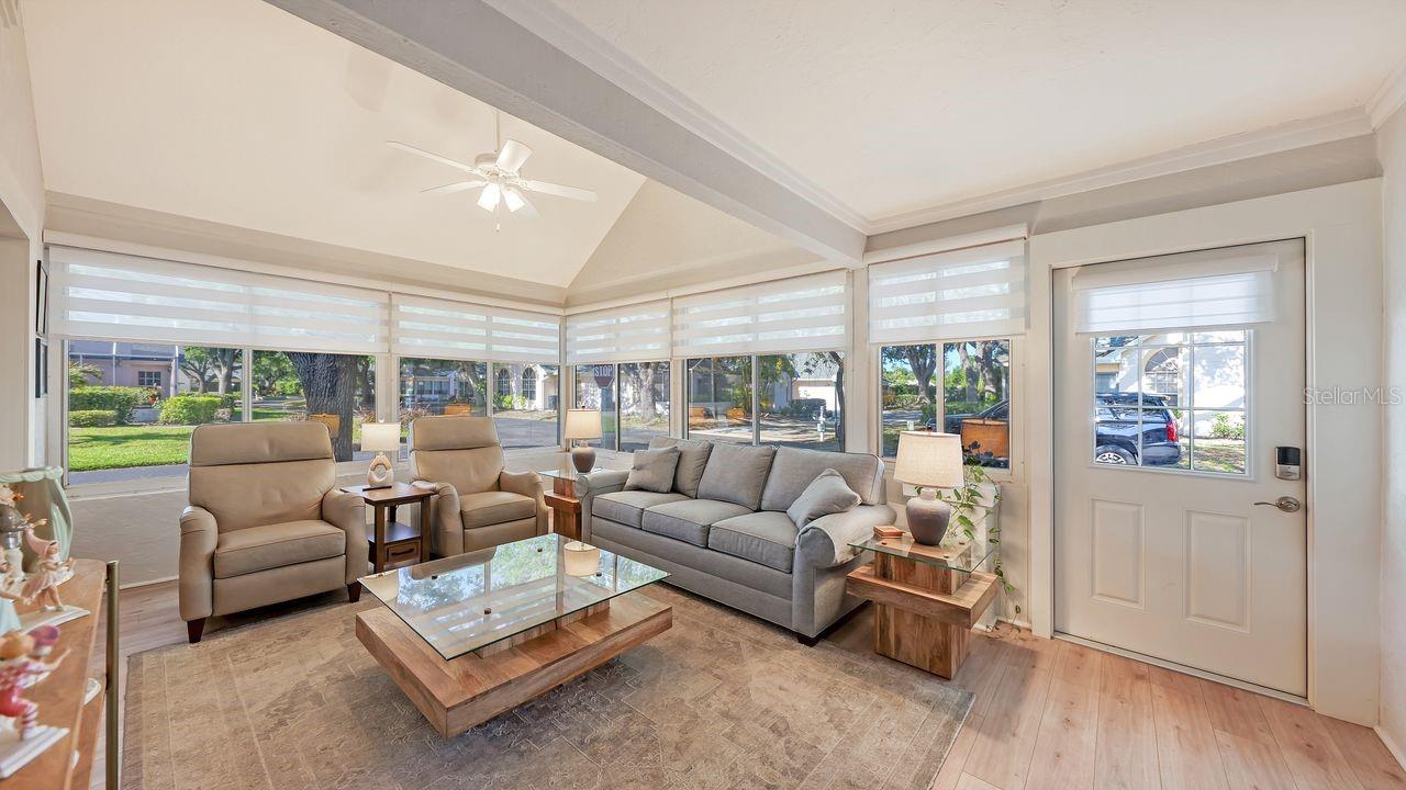 Image 4 of 31 For 4507 Whirlaway Drive A