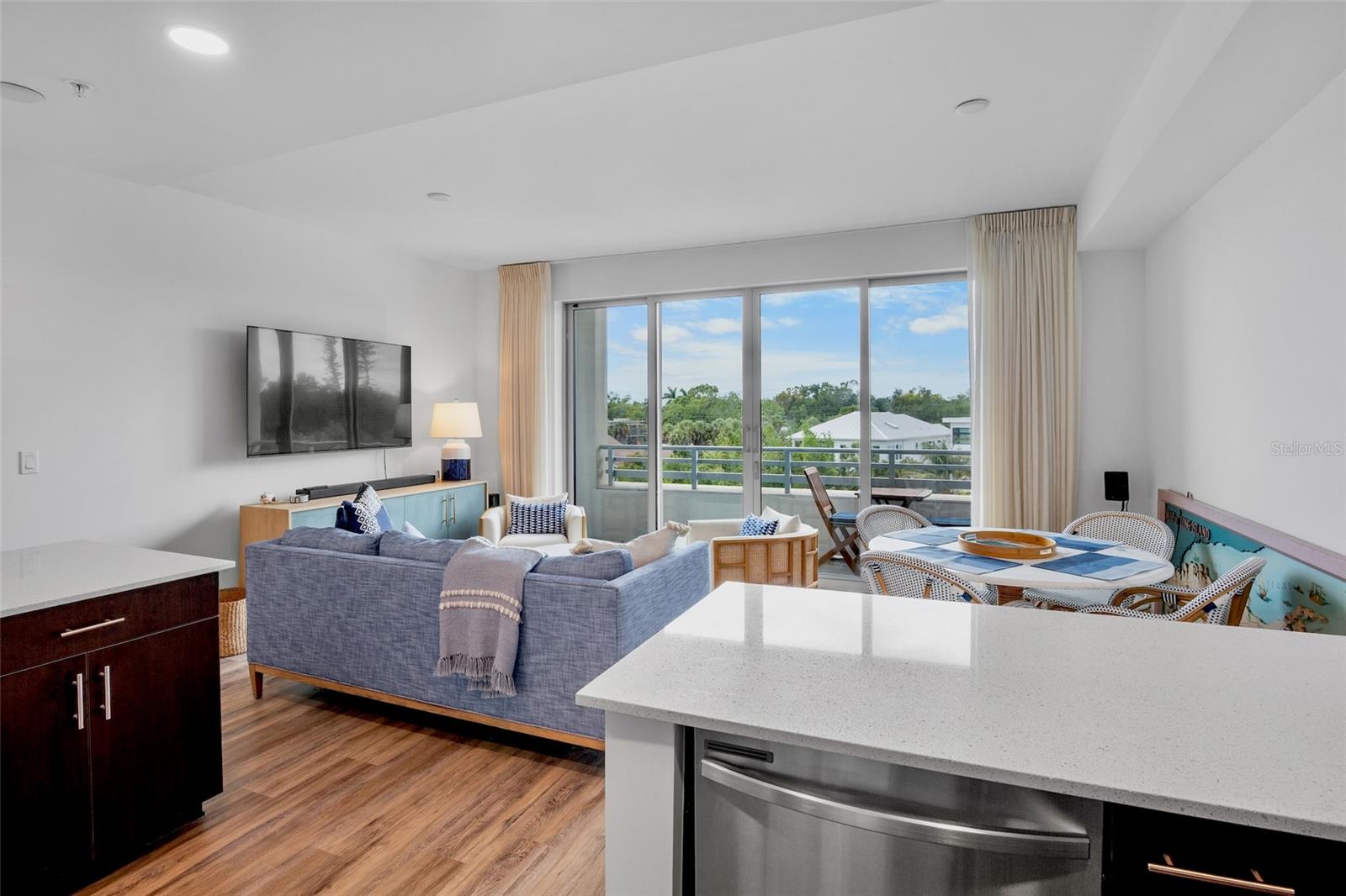 Image 13 of 40 For 1709 Tamiami Trail 416