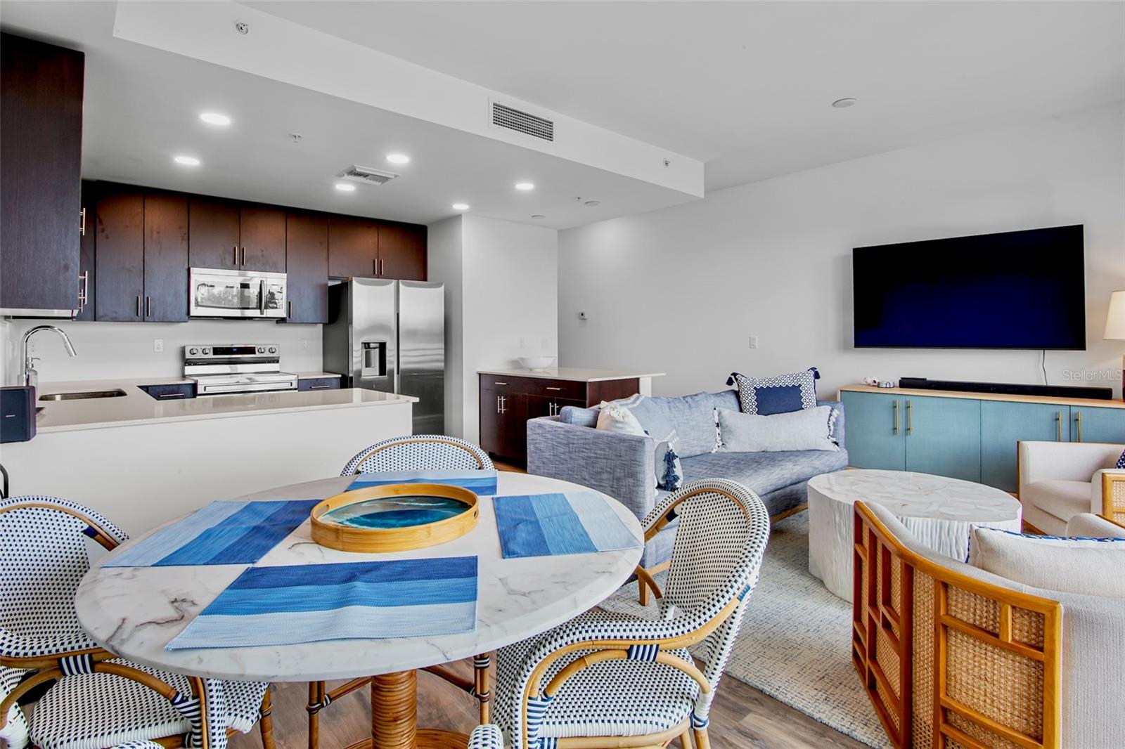 Image 6 of 40 For 1709 Tamiami Trail 416