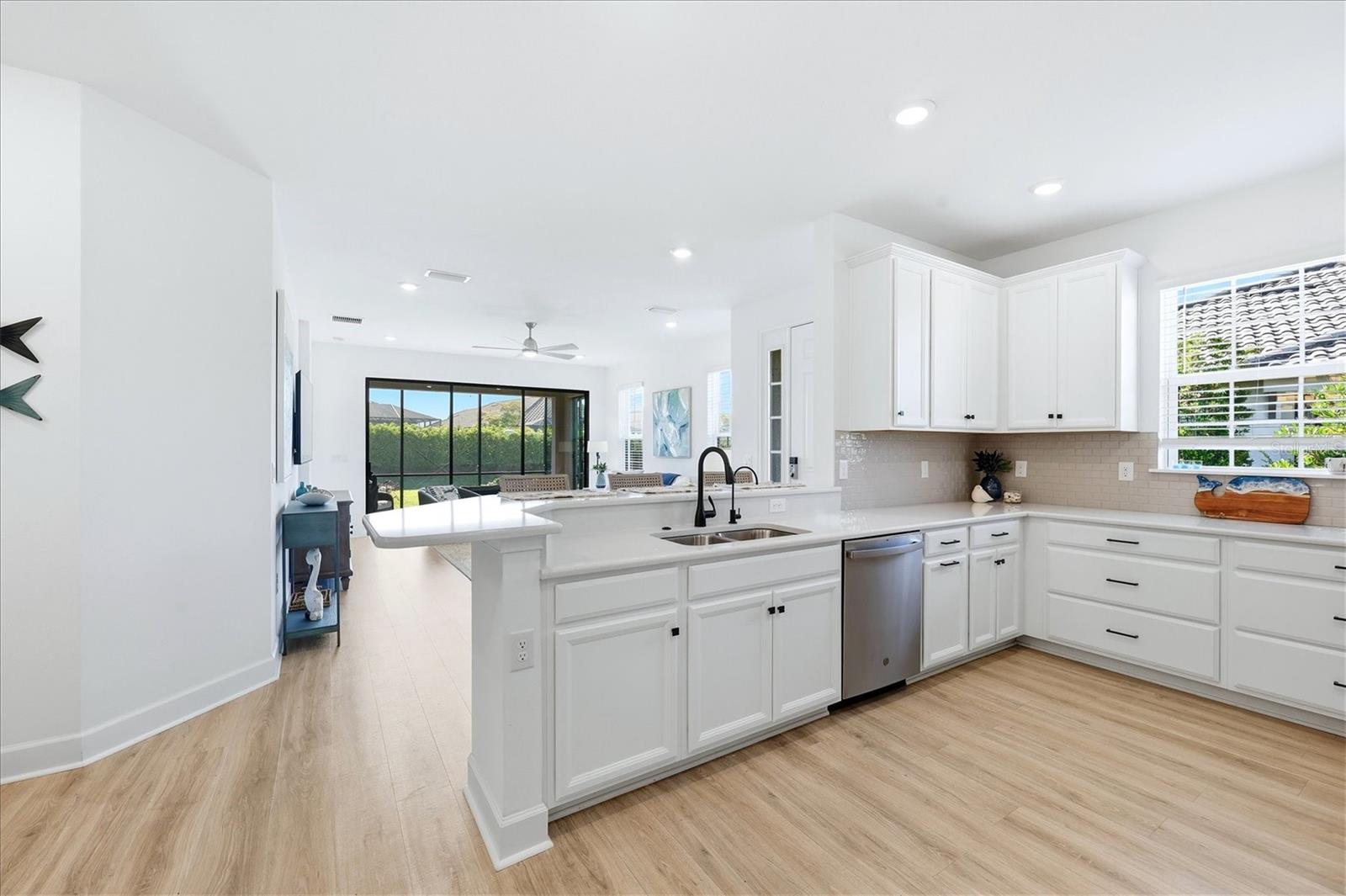 Image 16 of 69 For 4733 Tortona Court