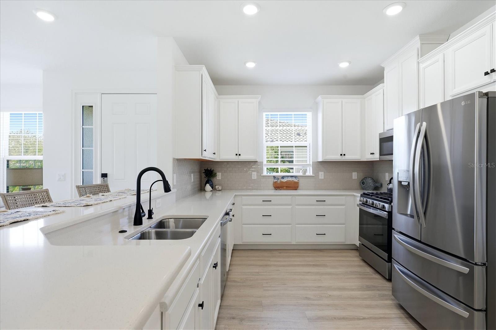 Image 18 of 69 For 4733 Tortona Court