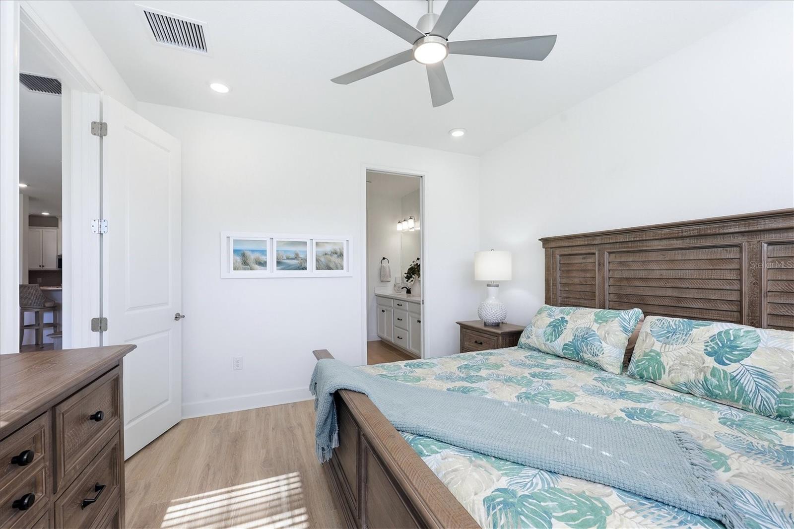 Image 27 of 69 For 4733 Tortona Court
