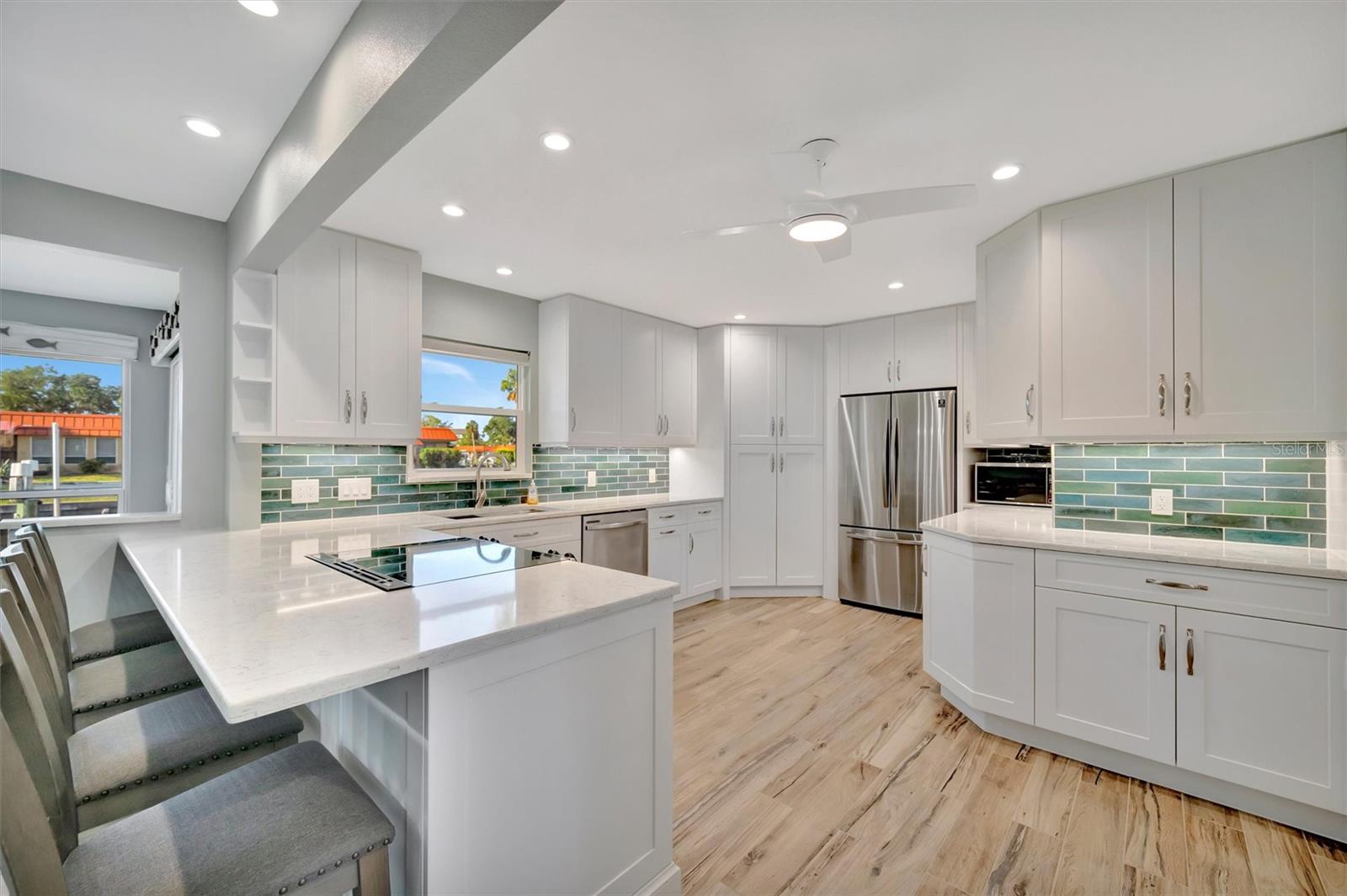 Image 18 of 42 For 9517 Azure Cove