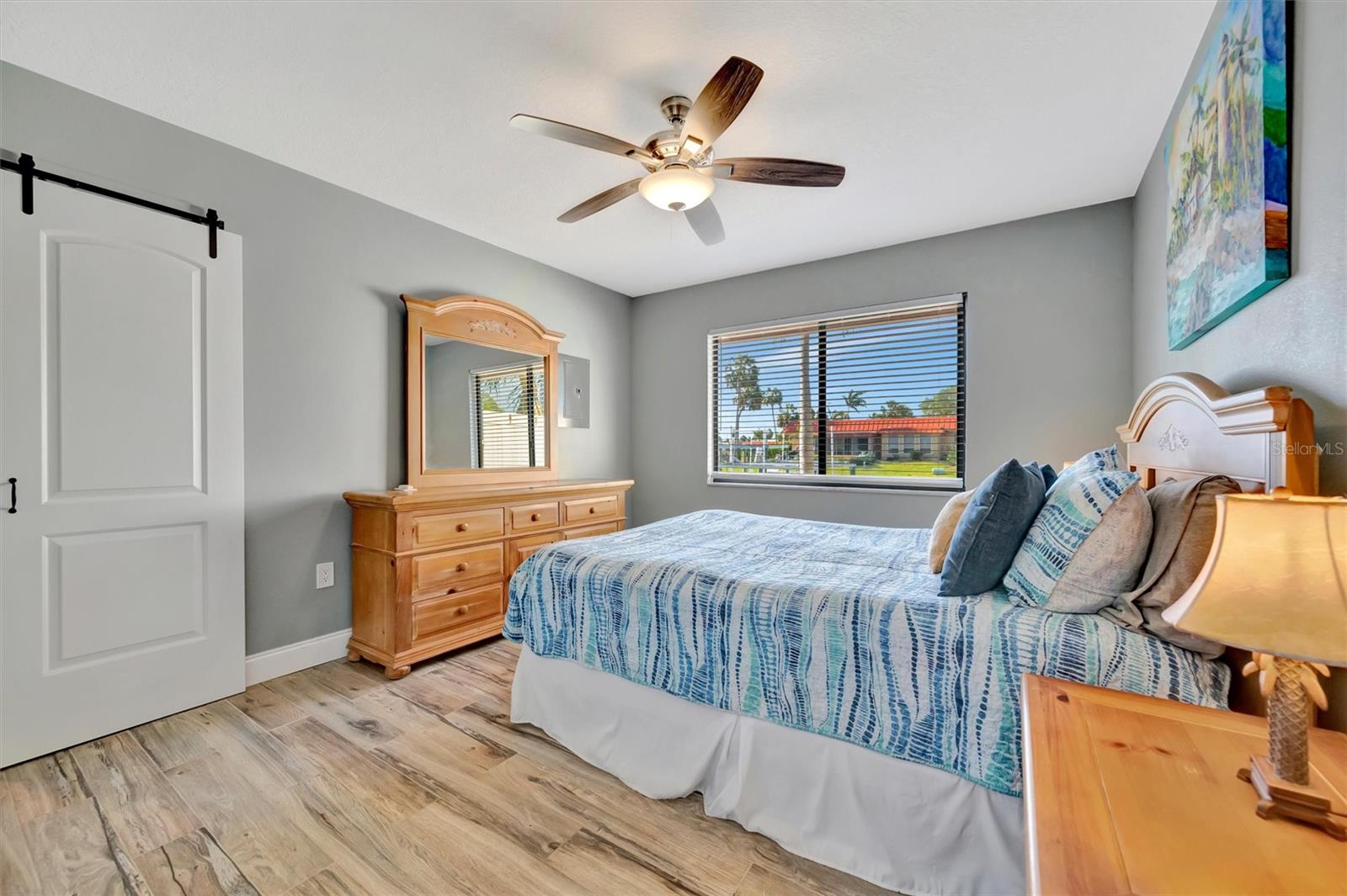 Image 27 of 42 For 9517 Azure Cove