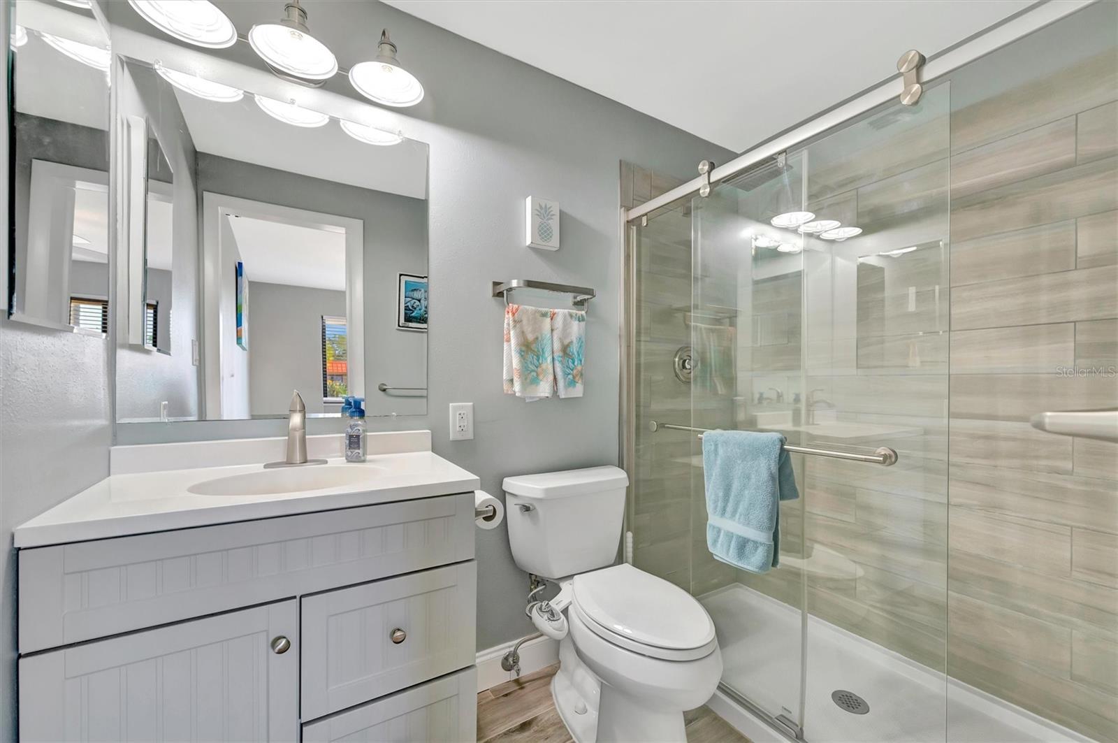 Image 29 of 42 For 9517 Azure Cove