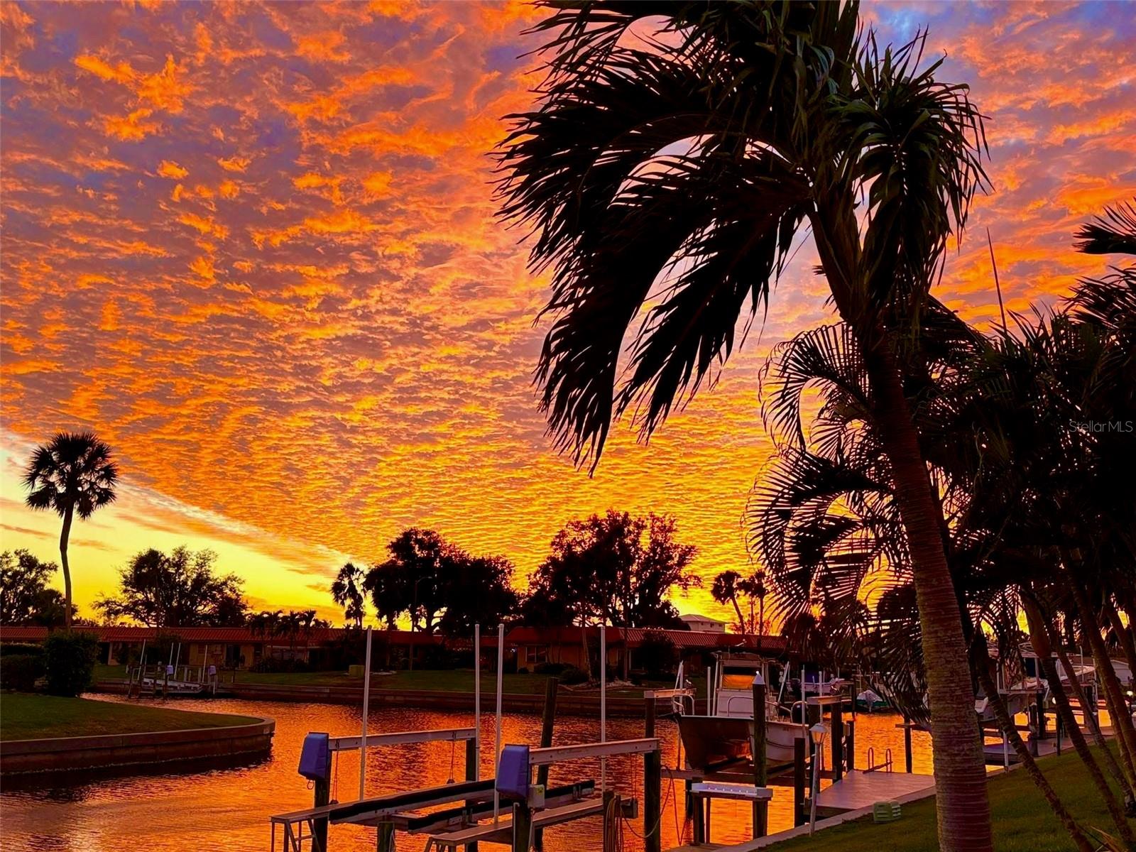 Image 9 of 42 For 9517 Azure Cove