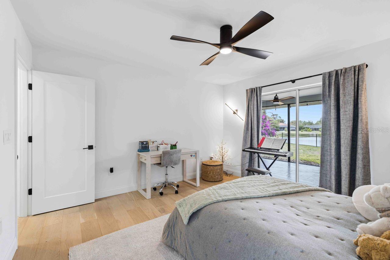 Image 21 of 27 For 8021 Timber Lake Lane